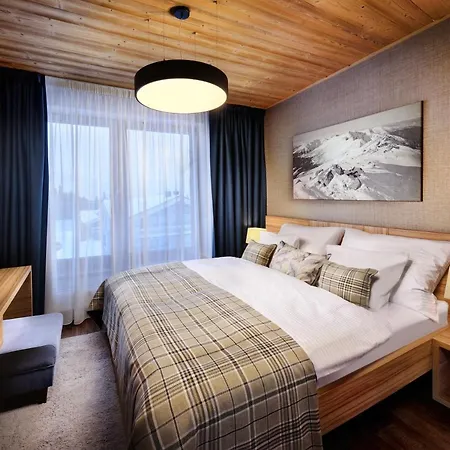 Norvinga Jasna * デマノブスカ・ドリーナ