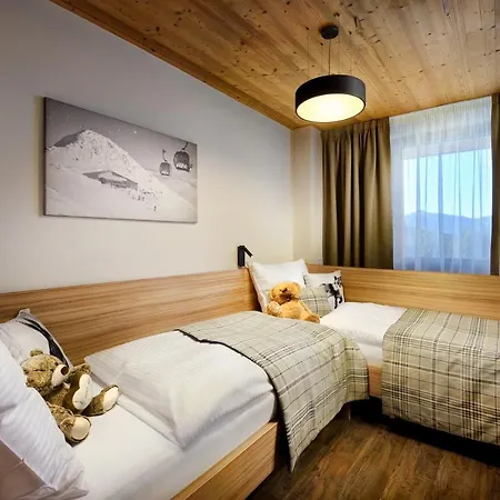 Norvinga Jasna * デマノブスカ・ドリーナ